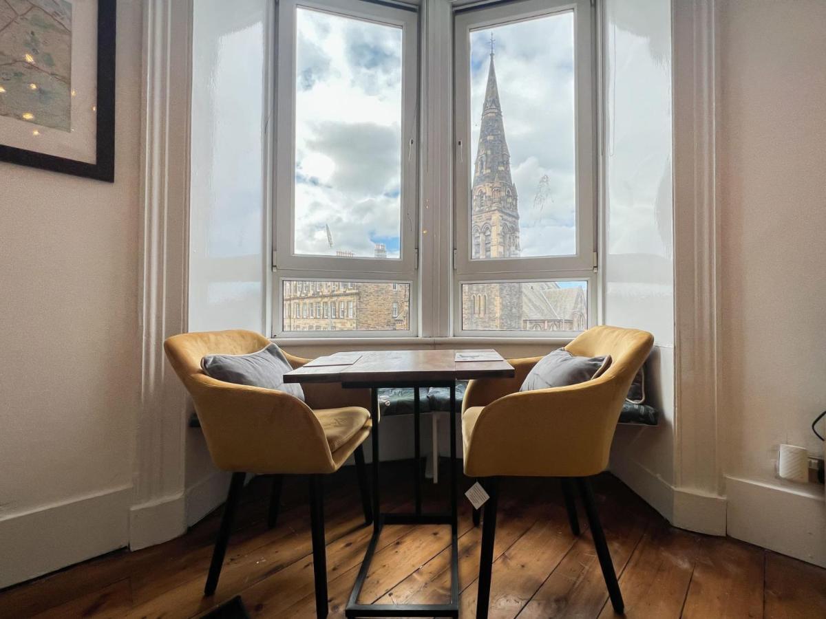 Bohemian 1Br Flat In Abbeyhill Lägenhet Edinburg Exteriör bild