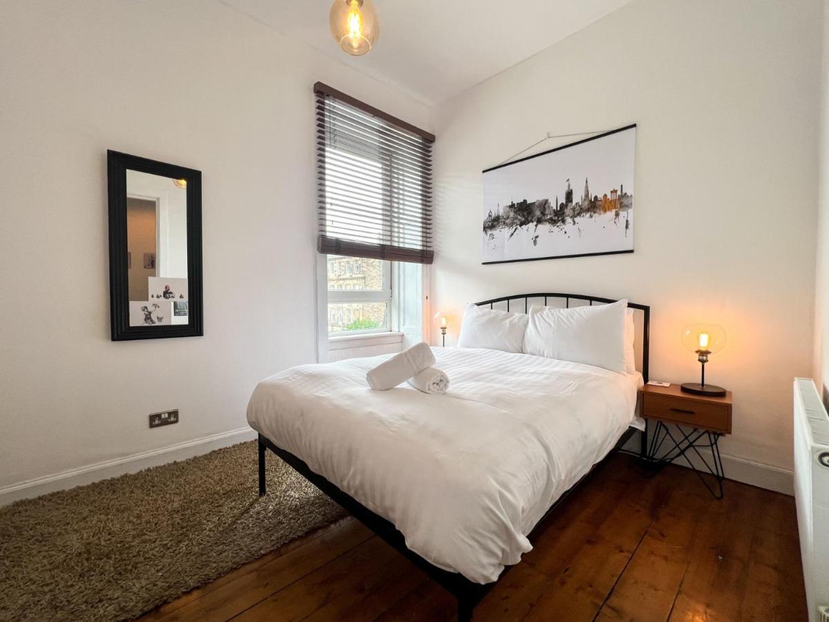Bohemian 1Br Flat In Abbeyhill Lägenhet Edinburg Exteriör bild