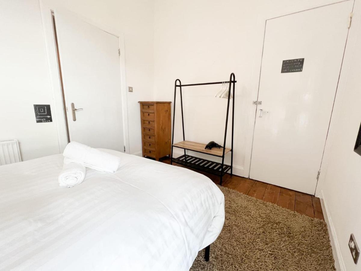 Bohemian 1Br Flat In Abbeyhill Lägenhet Edinburg Exteriör bild