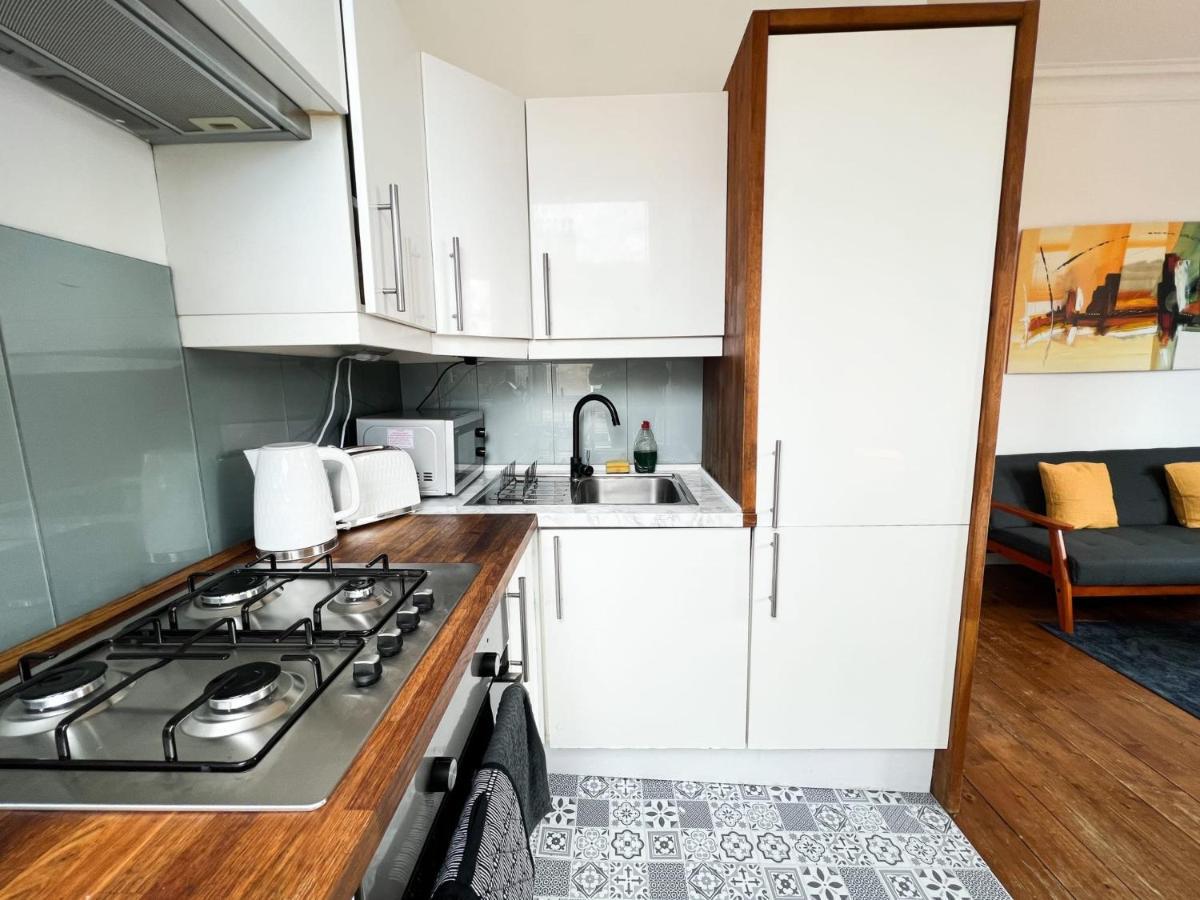 Bohemian 1Br Flat In Abbeyhill Lägenhet Edinburg Exteriör bild